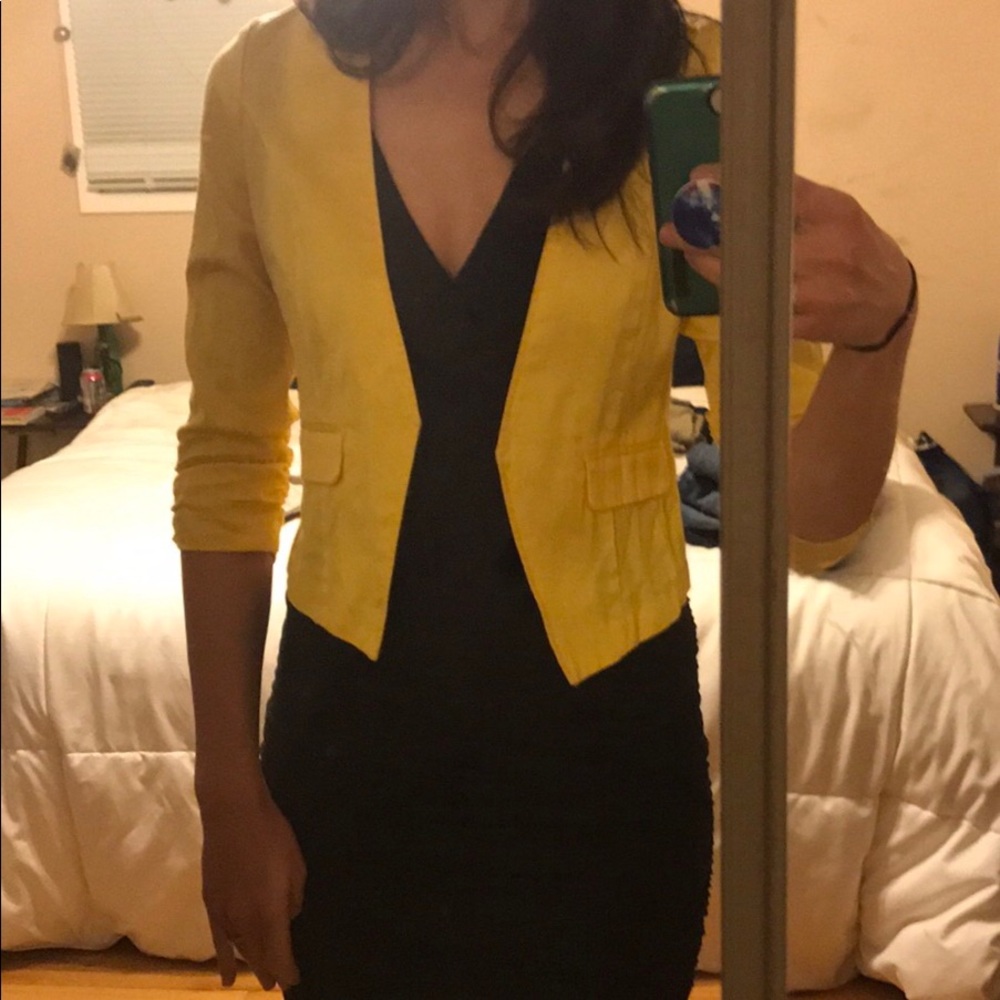 Yellow blazer